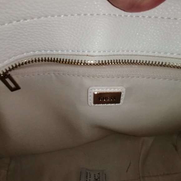 Guess Satchel - Picture 7 of 7